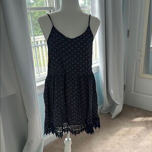 Chic Navy Patterned Mini Dress with Lace Trim